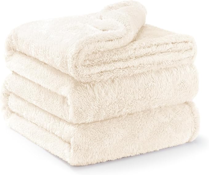 Exclusivo Mezcla Plush Fuzzy Fleece Bed Blanket Queen Size, Super Soft, Fluffy and Warm Blankets for Couch, Bed, All Season (Ivory, 90x90 inches)