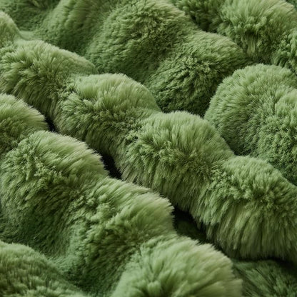 COOVA Faux Fur Throw Blanket for Couch, Cozy Soft and Fuzzy Plush Rabbit Fur Bubble Blanket for Sofa Bedroom Living Room, 50x60 Inches Light Green