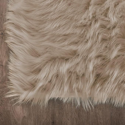 Latepis Living Room Carpet Brown Beige Large Area 6x8 Rug Washable Faux Fur Rug Fluffy Sheepskin Rugs for Bedroom Playroom Throw Rugs Home Decor Rectangle