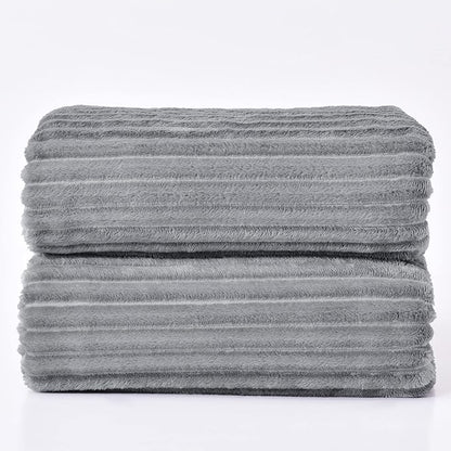BEDELITE Fleece Throw Blanket for Couch – 3D Ribbed Jacquard Soft and Warm Decorative Fuzzy Blanket – Cozy, Fluffy, Plush Lightweight Gray Throw Blankets for Bed, Sofa, 50x70 inches