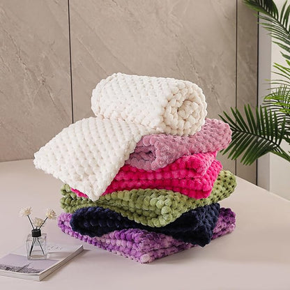 Exclusivo Mezcla Fleece Twin Blanket for Bed, Extra Large Fuzzy Ivory Bed Blankets, Soft Cozy Plush Sofa Throws for All Seasons, 90x66 Inches
