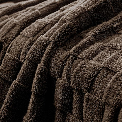 Exclusivo Mezcla Fleece Throw Blanket for Couch,Super Soft and Warm Lightweight Checkered Pattern Blankets for All Seasons, 50x60 Inches, Coffee