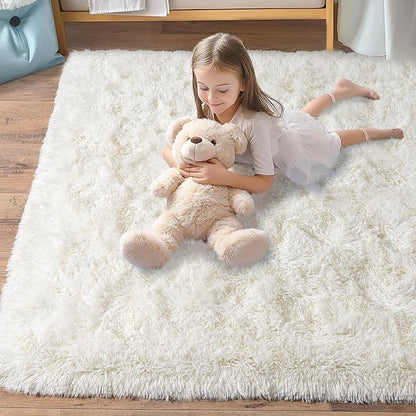Pionblank Fluffy Area Rug for Bedroom 4x6 Feet, Indoor Plush Carpet, Shag Soft Bedside Rug, Cute Comfy Furry Rug for Living Room Dorm Girls Boys Room Nursery Decor, Cream White