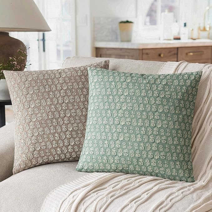 Foindtower Set of 2 Decorative Vintage Floral Print Throw Pillow Covers Neutral Modern Farmhouse Cushion Covers Boho Home Decor for Sofa Couch Chair Bedroom Living Room Outdoor,20×20 Inch,Aqua Blue