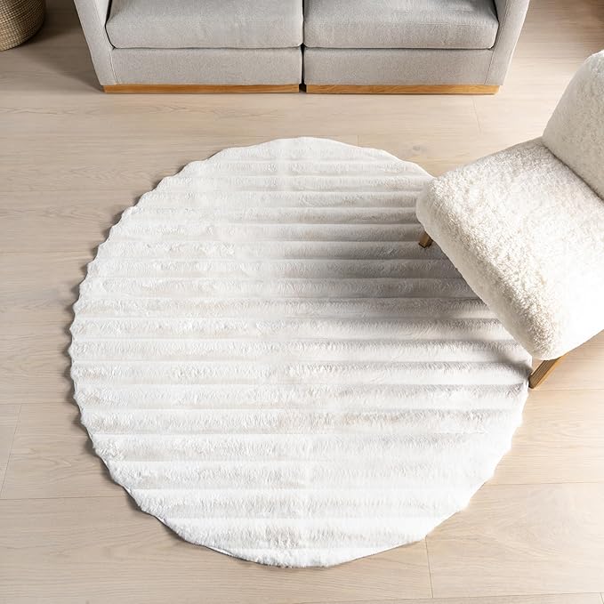 Nuloom SuperiorWash Collection Kai Off-White, 5' Round, Fluffy and Cozy, High Traffic, Stain Resistant, Easy Clean, Durable Washable Area Rug for Bedroom, Living Room, Dining, Den, Foyer, Entryway