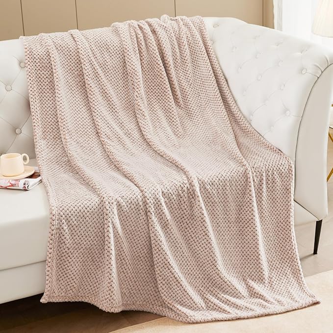 Exclusivo Mezcla Fleece Bed Blanket Queen Size, Super Soft and Warm Blankets for Couch, Sofa and Bed Waffle Textured, Cozy, Fuzzy and Lightweight (Heather Camel, 90x90 Inches)