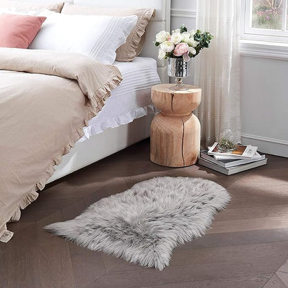 Small Faux Fur Rug, 2x4 ft Ultra Soft Sheepskin Rugs Chair Sofa Cover Seat Pad, Grey Fluffy Shag Rug for Bedroom Nursery Kids Room, Gray Shaggy Rug Fuzzy Plush Floor Carpets, Cute Dorm Home Decor