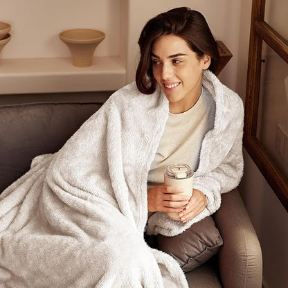 Exclusivo Mezcla Plush Fuzzy Fleece Throw Blanket Extra Large, Super Soft, Fluffy and Warm Blankets for Couch, Bed, All Season (Beige, 50x70 inches)
