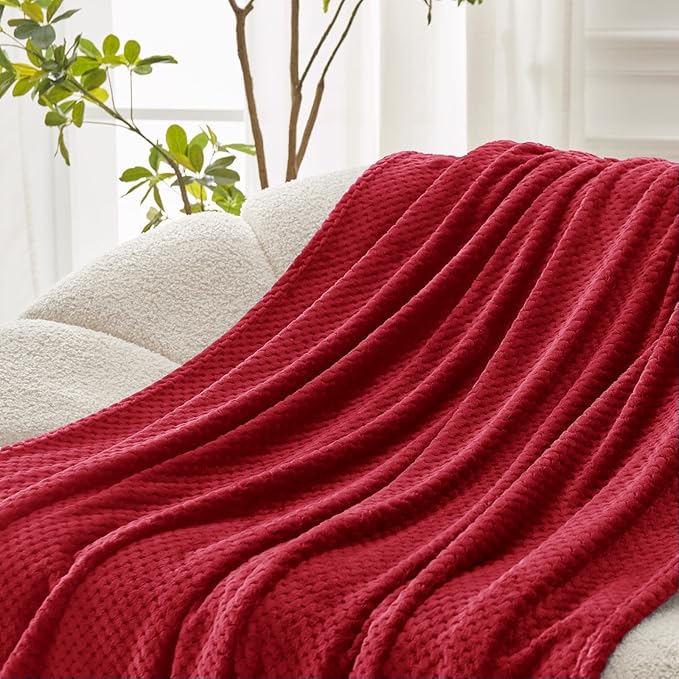 Exclusivo Mezcla Fleece Bed Blanket Twin Size, Super Soft and Warm Blankets for Couch, Sofa and Bed Waffle Textured, Cozy, Fuzzy and Lightweight (Deep Red, 60x80 inches)