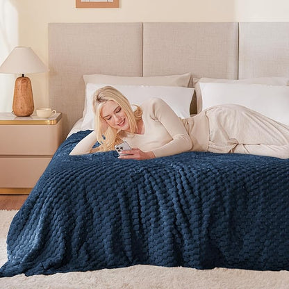 EXQ Home King Size Blanket for Bed or Couch - 3D Imitation Turtle Shell Jacquard Decorative Fleece Blankets - Cozy Soft Lightweight Fuzzy Flannel Blanket Suitable for All Seasons(90"×108",Dark Blue)