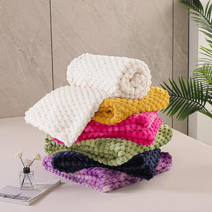 Exclusivo Mezcla Fleece Queen Blanket for Bed, Extra Large Fuzzy Mustard Yellow Bed Blankets, Soft Cozy Plush Sofa Throws for All Seasons, 90x90 Inches