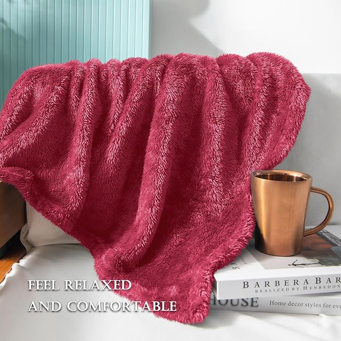 Exclusivo Mezcla Plush Fuzzy Fleece Throw Blanket Extra Large, Super Soft, Fluffy and Warm Blankets for Couch, Bed, All Season (Deep Red, 50x70 inches)