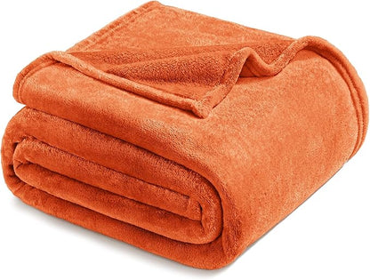 Exclusivo Mezcla Fleece Blanket King Size for Bed, Super Soft and Warm, All Season, Cozy, Plush, Lightweight, 90x104 Inches, Burnt Orange