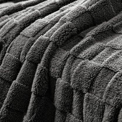 Exclusivo Mezcla Twin Size Flannel Fleece Blanket, Super Soft and Warm Lightweight Checkered Pattern Blankets for All Seasons, 60x80 Inches, Dark Grey