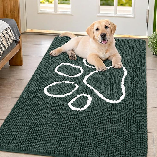 Smiry Dog Door Mat for Muddy Paws, Absorbent Dirt Trapper Non Slip Quick Dry Washable Chenille Mat for Mud Dogs, Entry Rug for Indoor and Outdoor (47x32 Inches, Green and White)