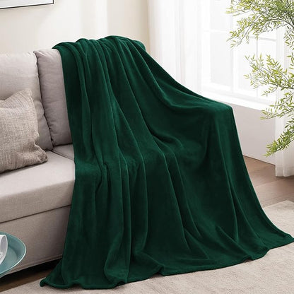 BEDELITE Fleece Blanket Christmas Forest Green Throw Blankets for Couch & Bed, 300GSM Luxury Plush Cozy Fuzzy Blanket 50" x 60", Super Soft Warm Lightweight Throw Blanket for Travel Camping