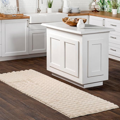 nuLOOM Jeni Beige, 2'6" x 6', Solid Faux Rabbit, Fluffy and Cozy, High Traffic, Stain Resistant, Easy Clean, Durable Washable Runner for Bedroom, Living Room, Dining, Den, Foyer, Entryway