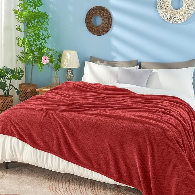 inhand Ruby Red Fleece Throw Blanket for Couch, Super Soft Flannel Blanket, Lightweight Fuzzy Blankets Sofa Bed Office, Washable Cozy Plush Fleece Blankets&Throw for All Season(50x60 Inches)