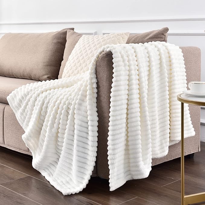 BEDELITE Fleece Blanket King Size – 3D Ribbed Jacquard Soft and Warm Decorative Fuzzy Blankets – Cozy, Fluffy, Plush Lightweight Throw Blankets for Couch, Bed, Sofa(Off White, 108x90 inches)