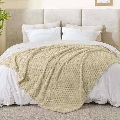 BEDELITE Fleece Throw Blanket for Couch & Bed - 3D Jacquard Decorative Almond Blanket, Super Soft and Cozy Warm Fuzzy Blanket All Seasons Suitable, 50x60Inches