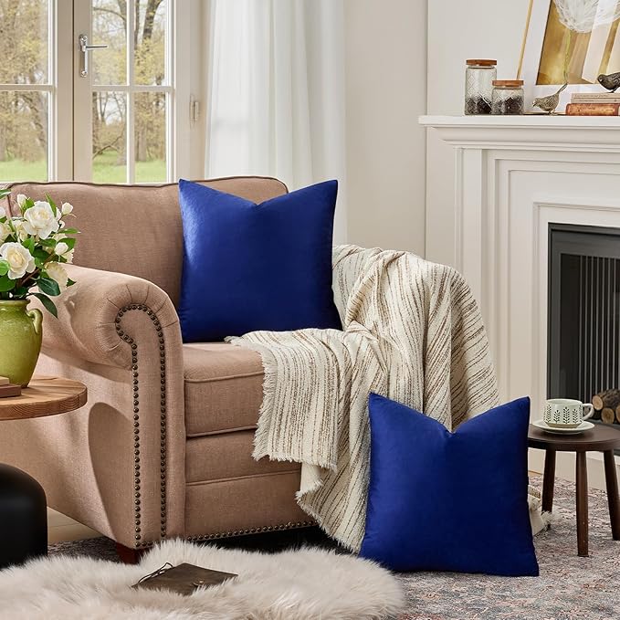 GIGIZAZA Blue Throw Pillow Covers 24x24, Pack of 2 Velvet Couch Pillows Living Room Decorative Square Cushion Cases Home Decor Bedroom Super Soft Throw Pillowcases