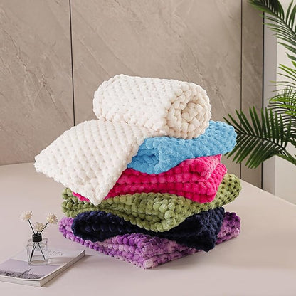 Exclusivo Mezcla Fleece Twin Blanket for Bed, Extra Large Fuzzy Blue Bed Blankets, Soft Cozy Plush Sofa Throws for All Seasons, 60x80 Inches