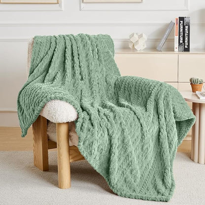 50x70 Inch Green Throw Blanket - Soft & Fluffy Fleece, Cute & Aesthetic, Perfect for Sofa, Couch, Chair, Bed, Living Room & Bedroom, All-Season Use, Plush & Cozy Decorative Blanket
