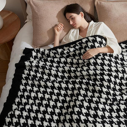 Snuggle Sac Houndstooth Throw Blanket for Couch, Reversible Super Soft Warm Blankets Cozy Knit Fuzzy Plush Lightweight Throws for Sofa, Bed, Camping, Black,50x60 inches