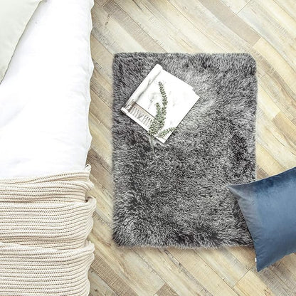 Ashler HOME DECO Soft Fox Faux Fur Chair Couch Cover Area Rug for Bedroom Floor Sofa Living Room Black White Rectangle 2 x 3 Feet