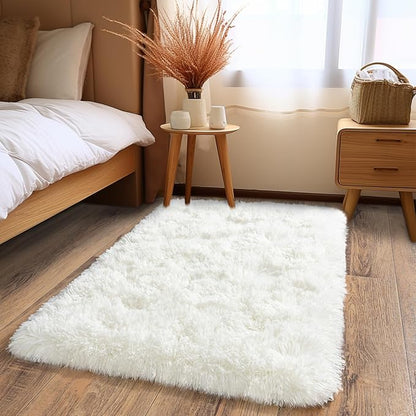 Pionblank Fluffy Small Rug for Bedroom 2x3 Feet, Shag Soft Area Rug, Modern Plush Carpet, Furry Cute Bedside Rug for Kids Girls Boys Room Nursery Decor, Cream White