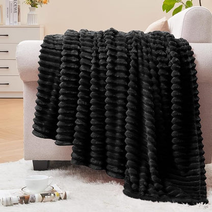 BEDELITE Fleece Blanket Twin Size – 3D Ribbed Jacquard Soft and Warm Decorative Fuzzy Blankets – Cozy, Fluffy, Plush Lightweight Throw Blankets for Couch, Bed, Sofa(Black, 60x80 inches)
