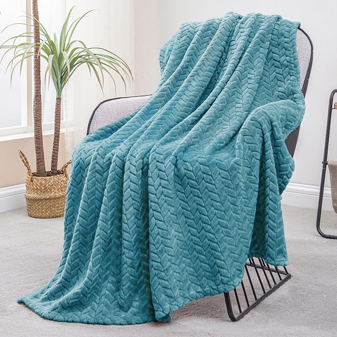 Exclusivo Mezcla Fleece Throw Blanket for Couch and Bed, 50x70 Inches Soft Cozy Jacquard Flannel Blankets, Lightweight Fuzzy Plush Warm Throws for Women, Slate Blue