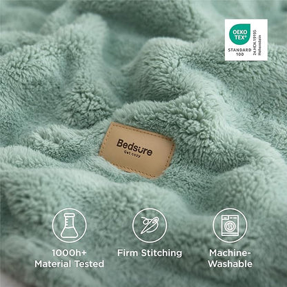 Bedsure 3D Fleece Bubble Blanket for Couch - GentleSoft Green Twin Blanket for Sofa Bed Room Decor - Luxury Soft Cozy Gifts for Kids, Lightweight, All Seasons, Sage Green, 60"×80"