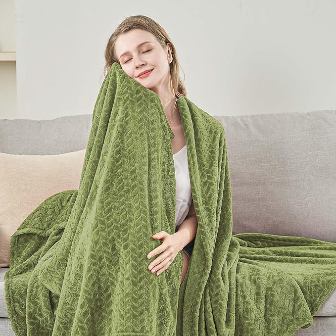 inhand Sage Green Fleece Throw Blanket for Couch, Super Soft Flannel Blanket, Lightweight Fuzzy Blankets Sofa Bed Office, Washable Cozy Plush Fleece Blankets&Throw for All Season(50x60 Inches)