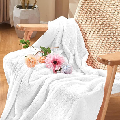 inhand White Fleece Twin Blanket, Super Soft Flannel Cozy Blankets for Adults, Lightweight Leaves Pattern Fuzzy Blanket for Couch Sofa Bed Office, Warm Plush Blankets for All Season, 60x90 Inches