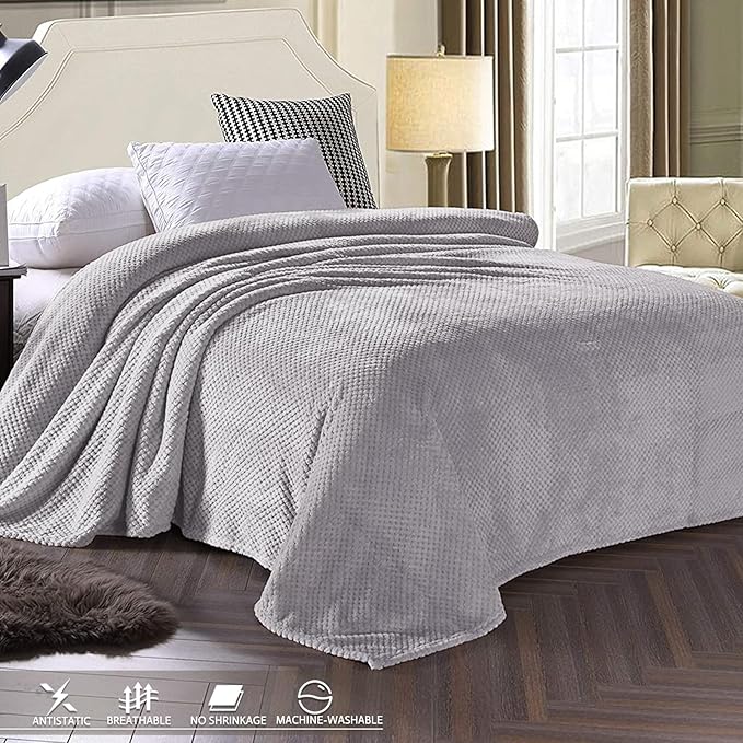 Exclusivo Mezcla Fleece Bed Blanket King Size, Super Soft and Warm Blankets for Couch, Sofa and Bed Waffle Textured, Cozy, Fuzzy and Lightweight (Light Grey, 90x104 Inches)