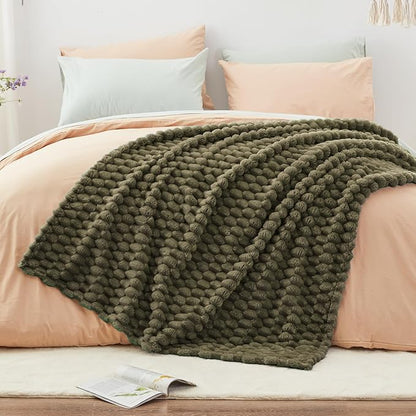 EXQ Home Fleece Throw Blanket for Couch and Bed, 3D Imitation Large Turtle Shell Jacquard Decorative Blankets, Plush Lightweight Fuzzy Flannel Blanket Suitable for All Seasons (50"×60",Moss Green)