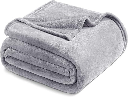 Exclusivo Mezcla Fleece Blanket King Size for Bed, Super Soft and Warm, All Season, Cozy, Plush, Lightweight, 90x104 Inches, Light Grey