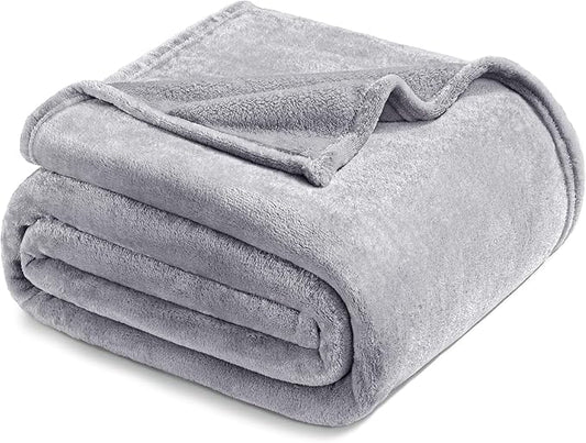 Exclusivo Mezcla Fleece Blanket King Size for Bed, Super Soft and Warm, All Season, Cozy, Plush, Lightweight, 90x104 Inches, Light Grey