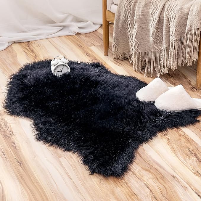 MIULEE Fluffy Rug Soft Shaggy Faux Fur Area Rug Luxury Plush Sheepskin Carpet for Halloween Bedroom Living Room Sofa Chair 2 x 3 Feet, Black