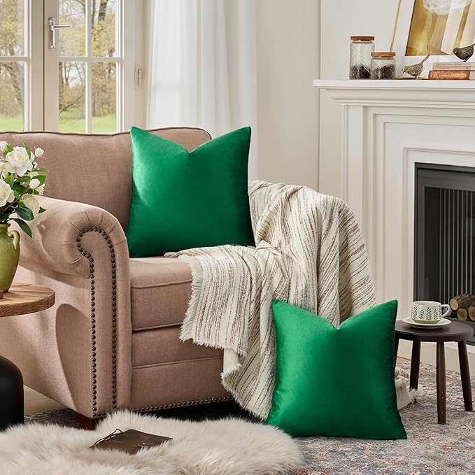 GIGIZAZA Decorative Throw Pillow Covers 18 x 18, Set of 2 Forest Green Soft Pillow Covers Velvet,Christmas Decor Square Cushion Covers