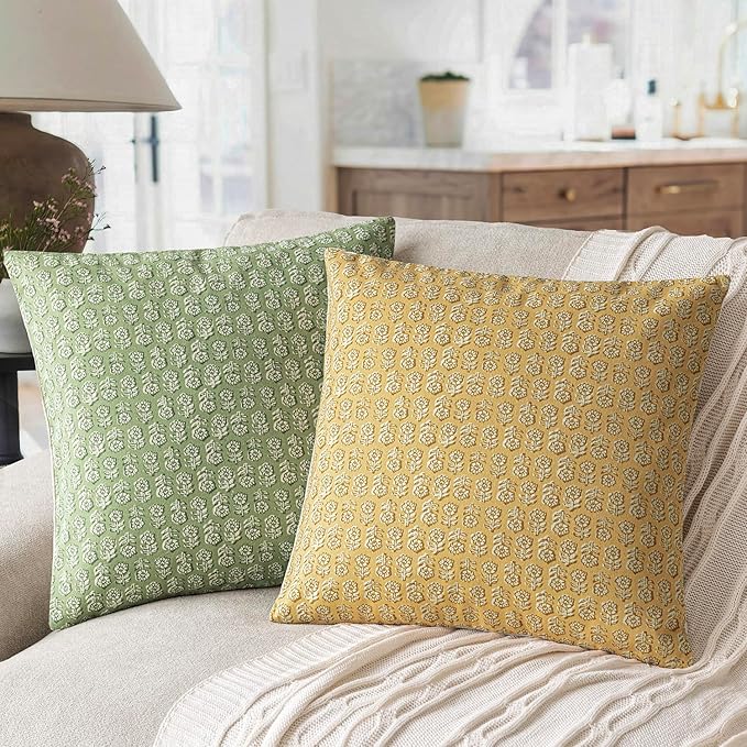 Foindtower Set of 2 Decorative Vintage Floral Print Throw Pillow Covers Neutral Modern Farmhouse Cushion Covers Boho Home Decor For Sofa Couch Chair Bedroom Living Room Outdoor,22×22 Inch,Light Yellow