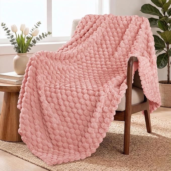 Exclusivo Mezcla Fleece Throw Blanket for Couch, Extra Large Fuzzy Dusty Pink Bed Blankets, Soft Cozy Plush Sofa Throws for All Seasons, 50x70 Inches