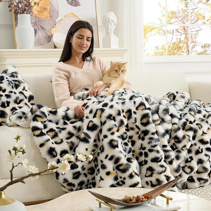 Cozy Bliss Leopard Print Faux Fur Throw Blanket for Couch, Fuzzy Soft Plush Thick Bubble Cheetah Blanket for Sofa Bedroom Living Room, 50x60 Inches