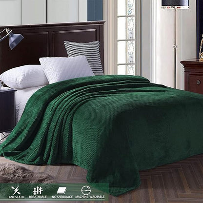 Exclusivo Mezcla Fleece Bed Blanket Twin Size, Super Soft and Warm Blankets for Couch, Sofa and Bed Waffle Textured, Cozy, Fuzzy and Lightweight (Forest Green, 60x80 inches)