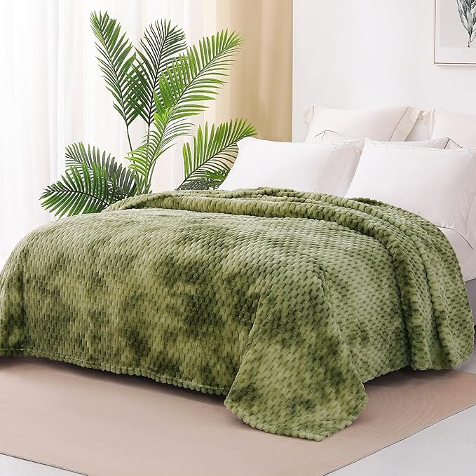 Exclusivo Mezcla Fleece Twin Blanket for Bed, Extra Large Fuzzy Tie-dye Olive Green Bed Blankets, Soft Cozy Plush Sofa Throws for All Seasons, 90x66 Inches