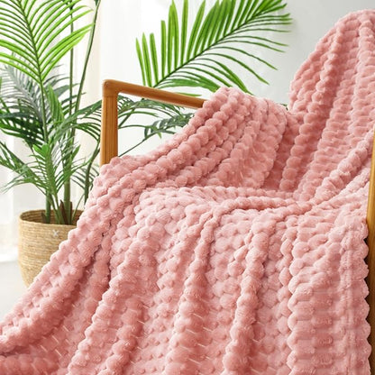 Exclusivo Mezcla Fleece Throw Blanket for Couch, Extra Large Fuzzy Dusty Pink Bed Blankets, Soft Cozy Plush Sofa Throws for All Seasons, 50x70 Inches