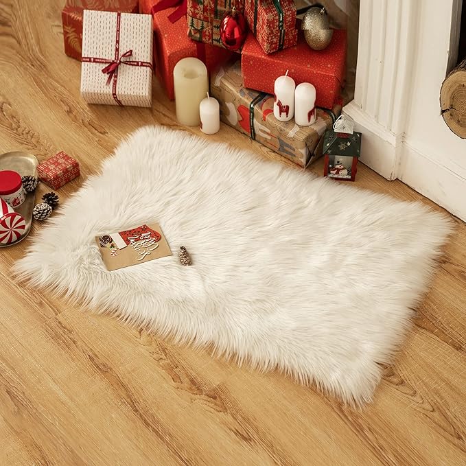 MIULEE Fluffy Rug Soft Shaggy Faux Fur Area Rug Luxury Plush Rectangle Carpet for Christmas Decor Bedroom Living Room Sofa Chair 2 x 3 Feet, White