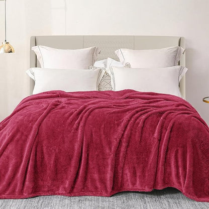 Exclusivo Mezcla Plush Fuzzy Fleece Bed Blanket Queen Size, Super Soft, Fluffy and Warm Blankets for Couch, Bed, All Season (Deep Red, 90x90 inches)