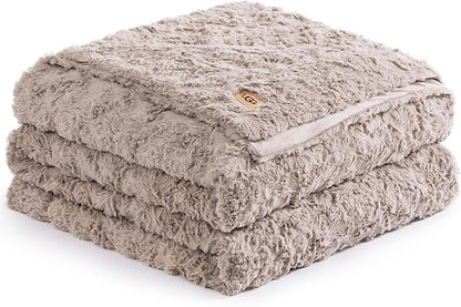 UGG Adalee Faux Fur Full/Queen Size Blanket, Warm Cozy Blanket, Extra Large Throw for Sofa, Washable Bedding for Full or Queen Size Bed, Cute Room Decor, 90" x 90", Oyster Brown
